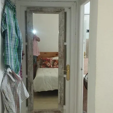 Resting In A Typical District Near Everything Appartement