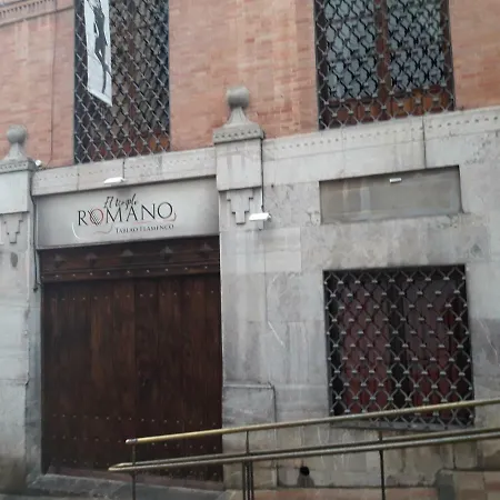 Resting In A Typical District Near Everything Córdoba